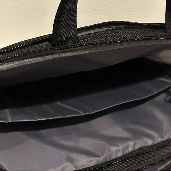 Eco Style Pro Tech Top Load 17” x 13 1/2” x 3 1/4” Tech Bag Laptop Case Carrier - Picture 7 of 9